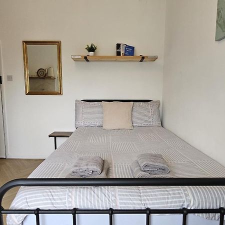 Newly Renovated Studios & Ensuite Rooms! - Camberwell London Bagian luar foto