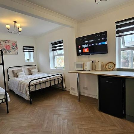 Newly Renovated Studios & Ensuite Rooms! - Camberwell London Bagian luar foto